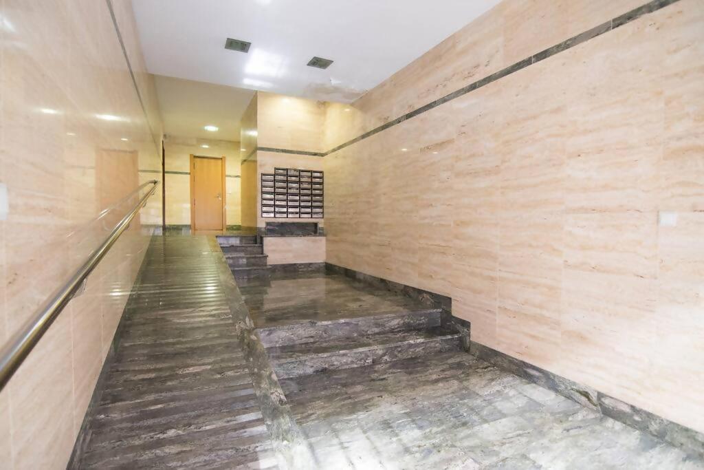 Amplio Y Moderno Apartamento En El Centro Granada Eksteriør billede